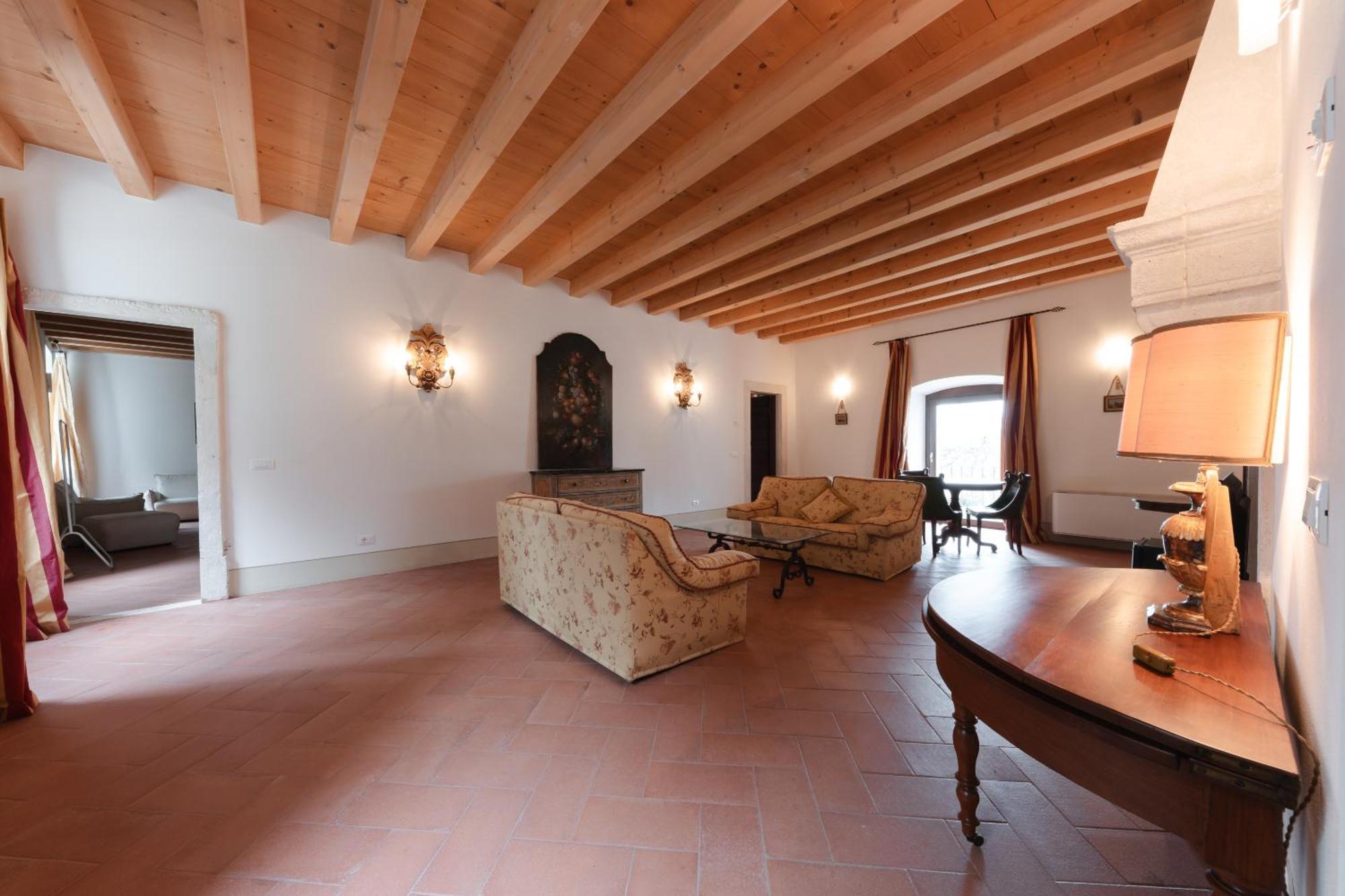 Corte Castello Affi Oda fotoğraf