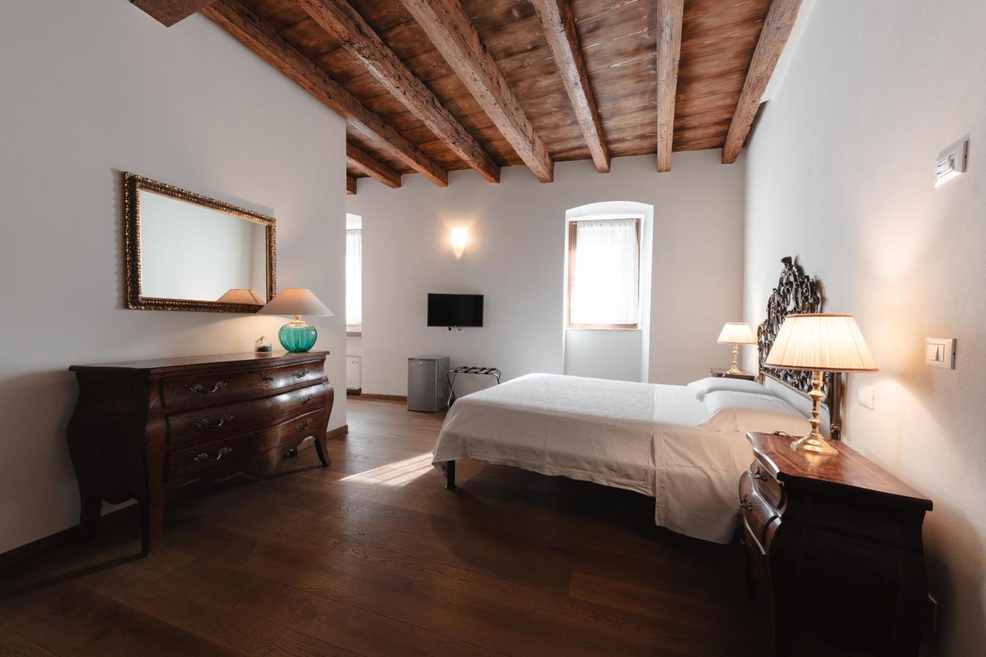 Corte Castello Affi Oda fotoğraf